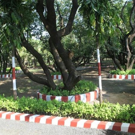 Madhuvan Farm Cottage Alibag Bagian luar foto